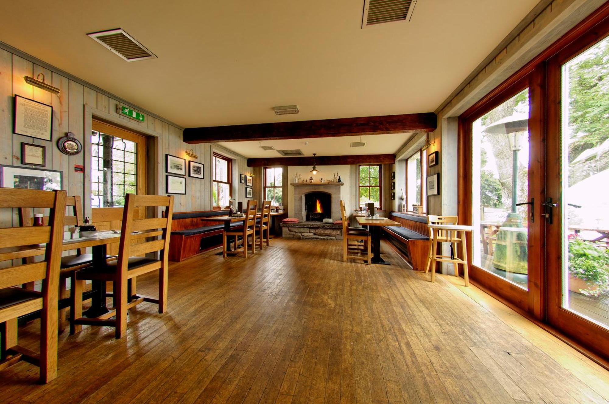 Karma Lake Of Menteith Hotel Stirling Bagian luar foto